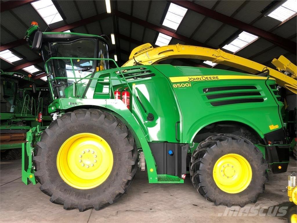 John Deere 8500 목초 수확기