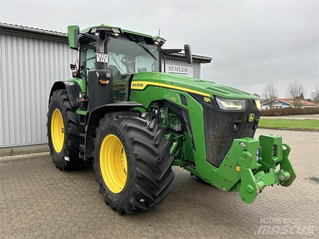 John Deere 8R 370 트랙터