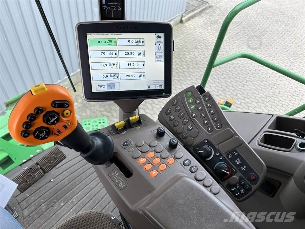 John Deere S685I 콤바인 수확기
