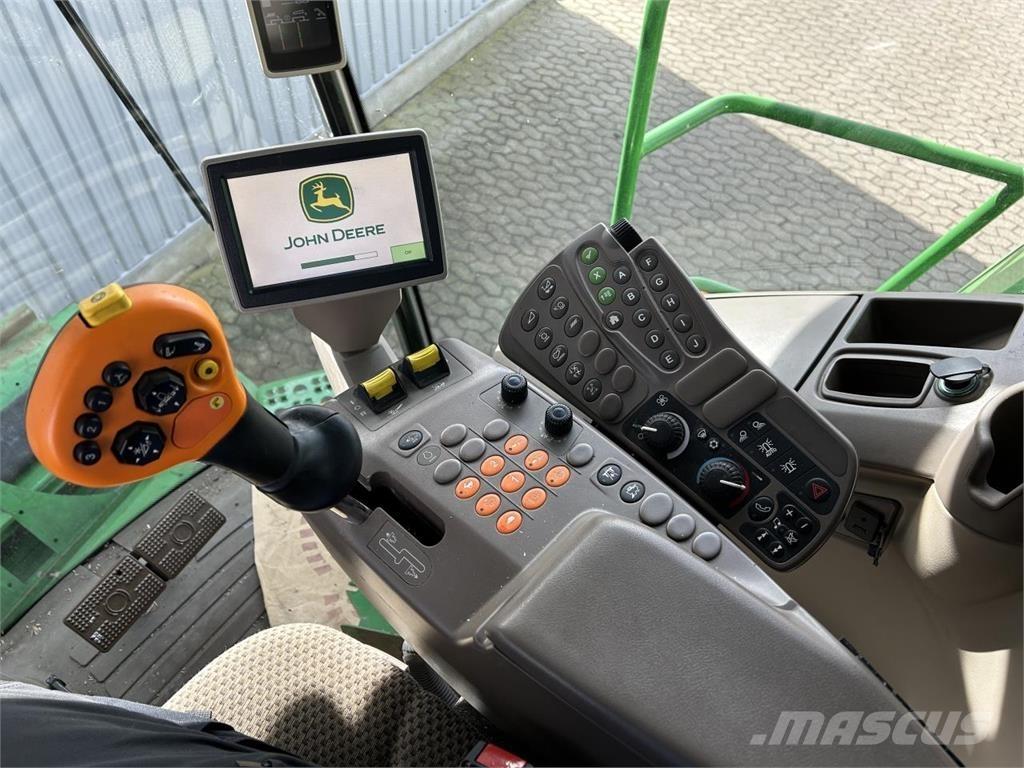 John Deere S690 콤바인 수확기