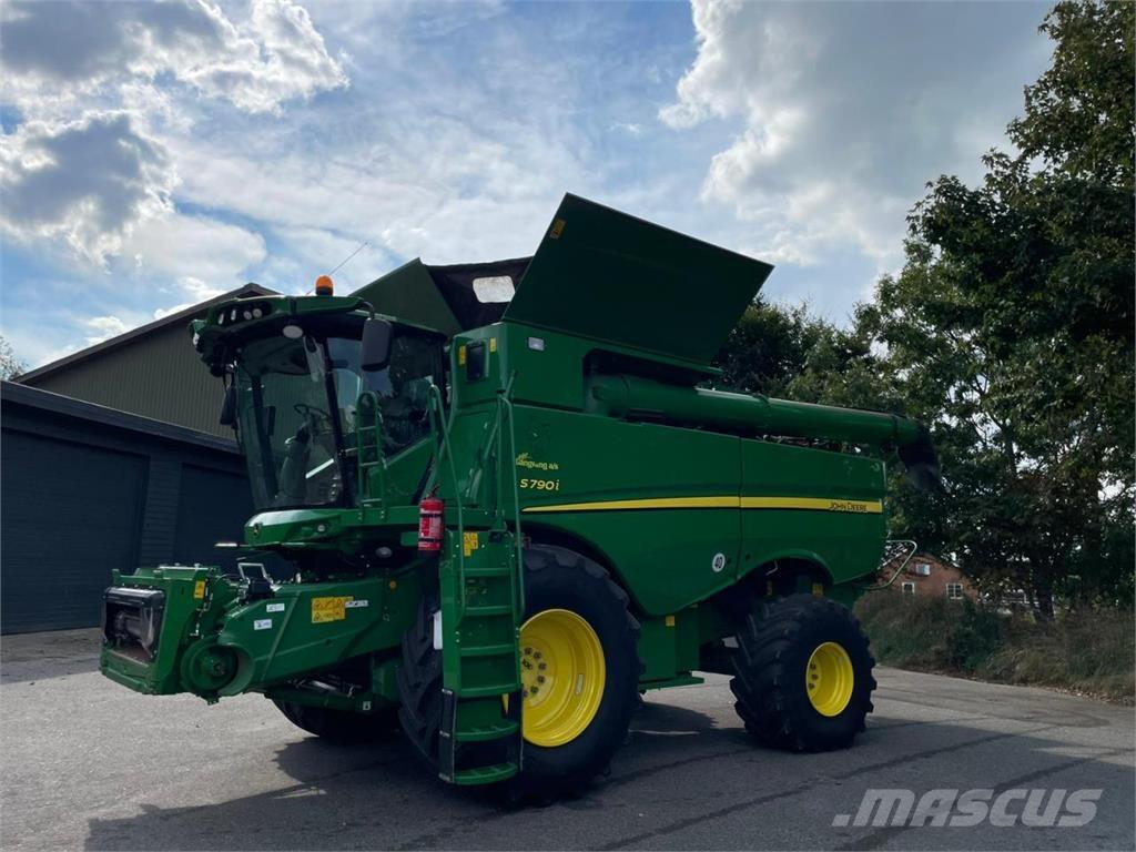 John Deere S790 콤바인 수확기