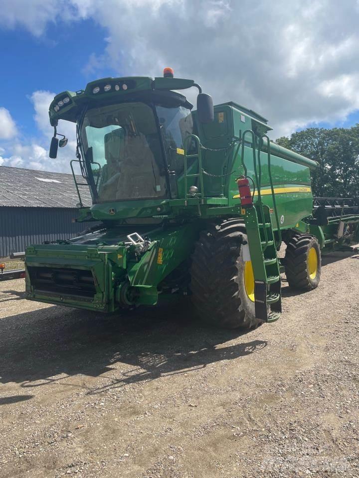John Deere T670I 콤바인 수확기