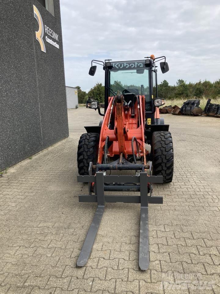 Kubota R070 미니 로더