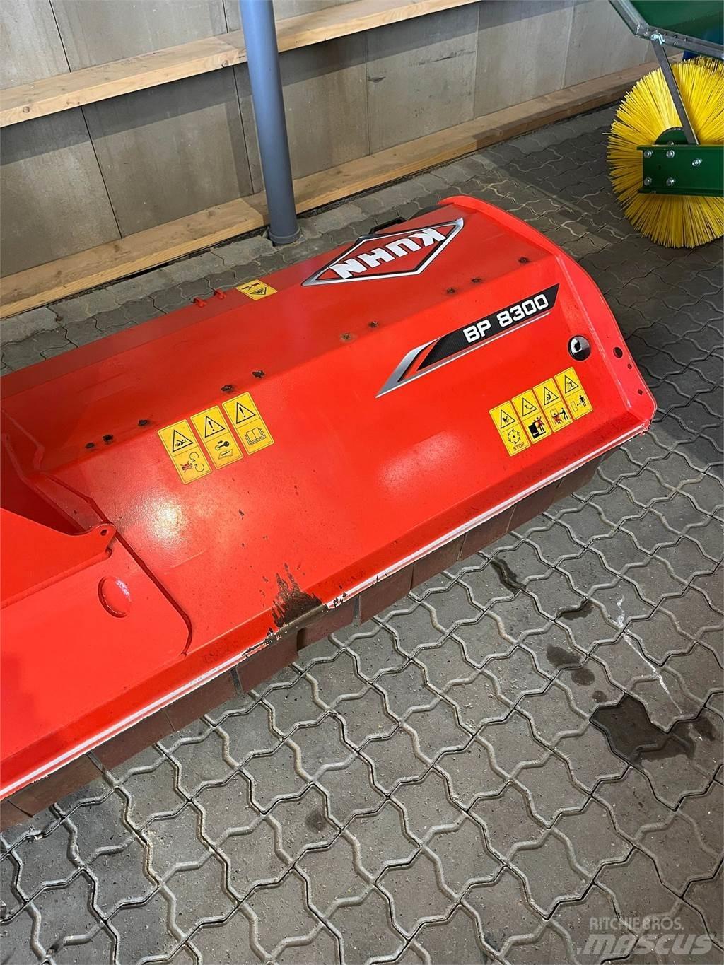 Kuhn BP 8300 제초기