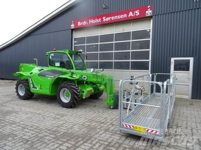 Merlo P40.14 텔러 핸들러