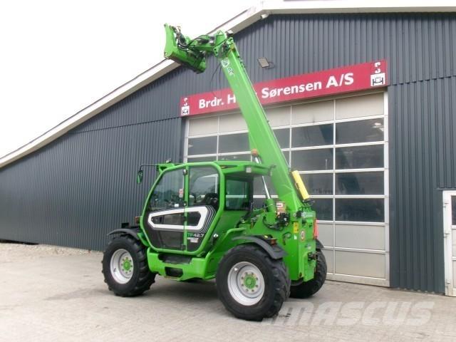 Merlo TF42.7 텔러 핸들러