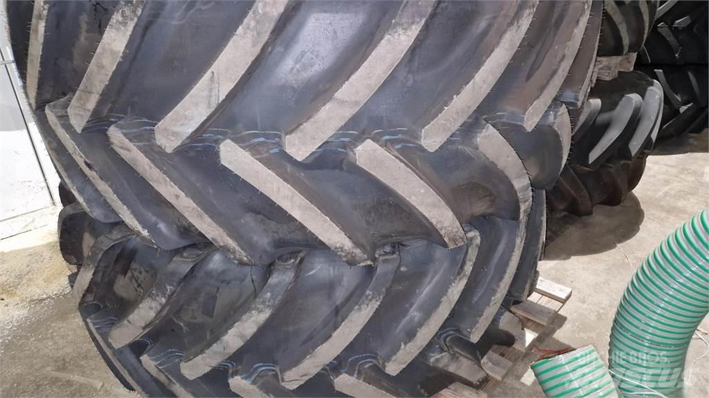 Mitas 710/70R42 타이어, 휠 및 림