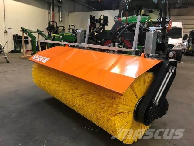 Nesbo HF 1600 S 도로 청소차