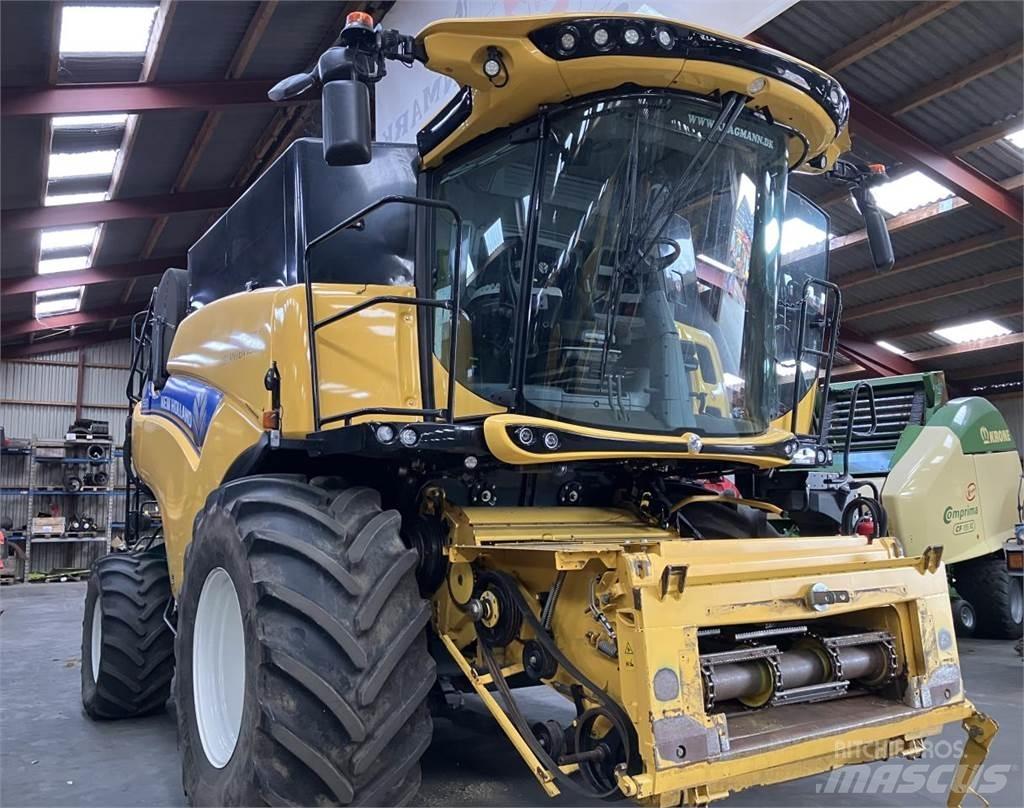 New Holland CR9.80 콤바인 수확기