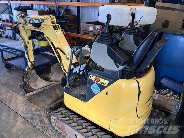 New Holland E09SR 소형 굴삭기 7톤 미만