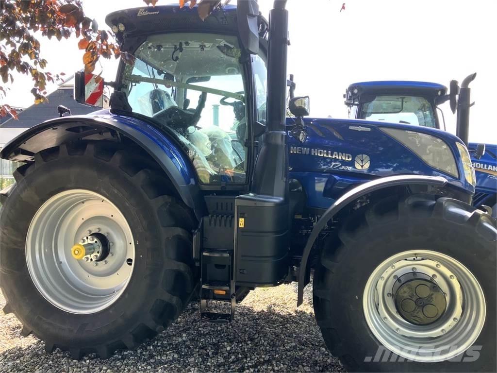 New Holland T7.300 트랙터