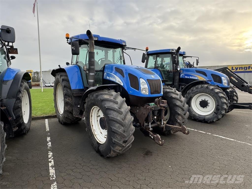 New Holland T7550 트랙터