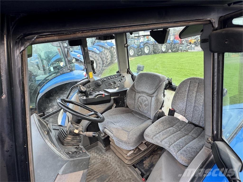 New Holland T7550 트랙터