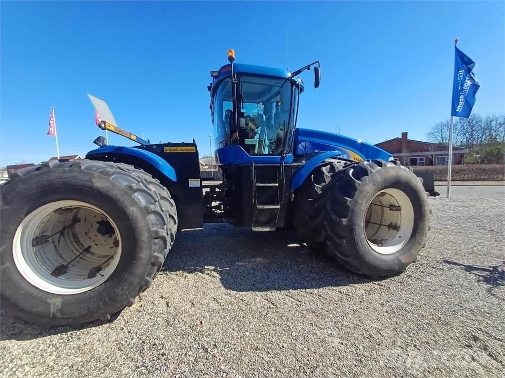 New Holland T9040 트랙터