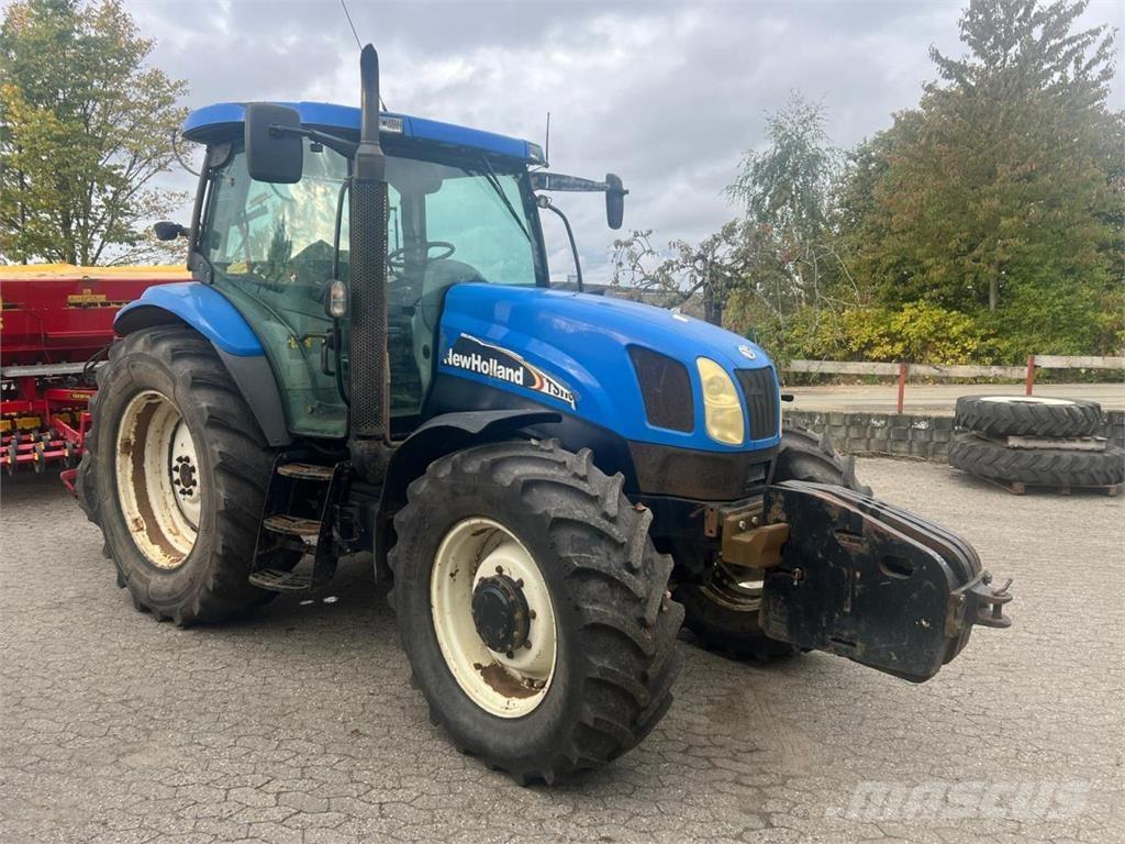New Holland TS115A 트랙터