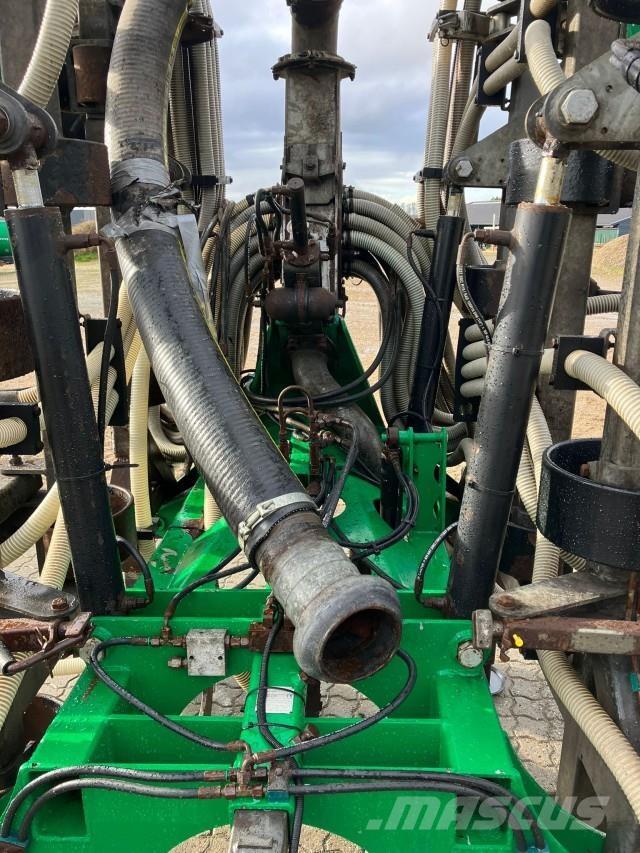 Samson CMX 8,6 스프레이어 퍼틸라이저