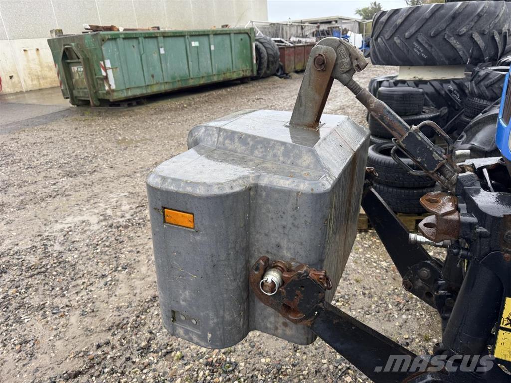  Suer 700 KG 전면하중