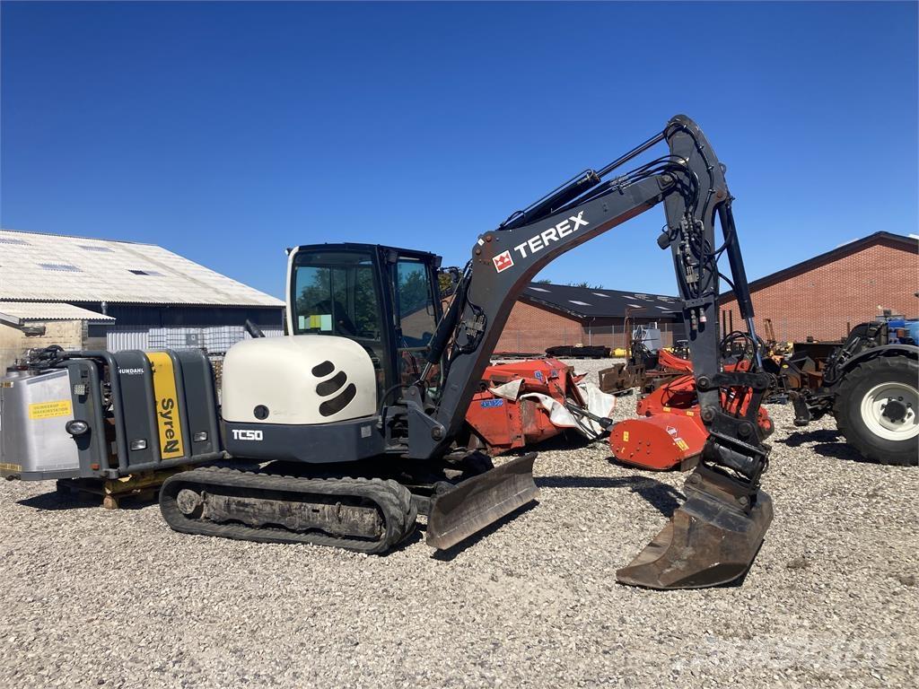 Terex TC50 소형 굴삭기 7톤 미만