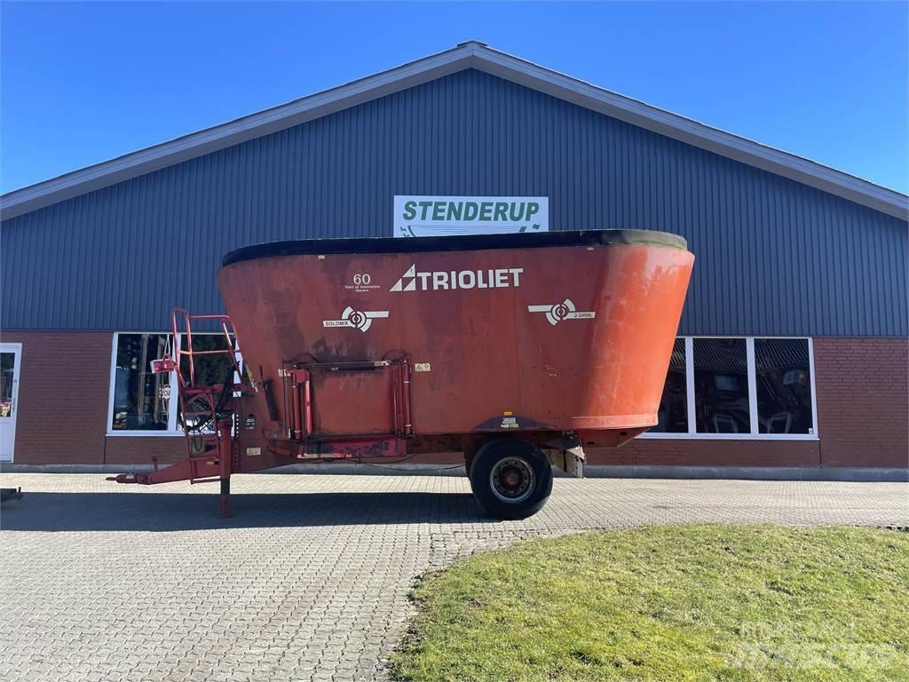Trioliet 2400 L 로딩웨건