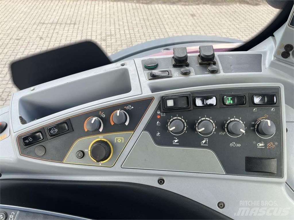 Valtra N 174 트랙터