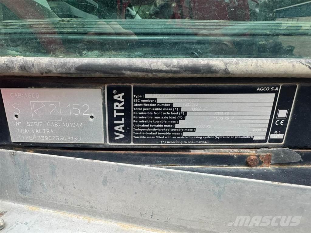 Valtra S262 트랙터