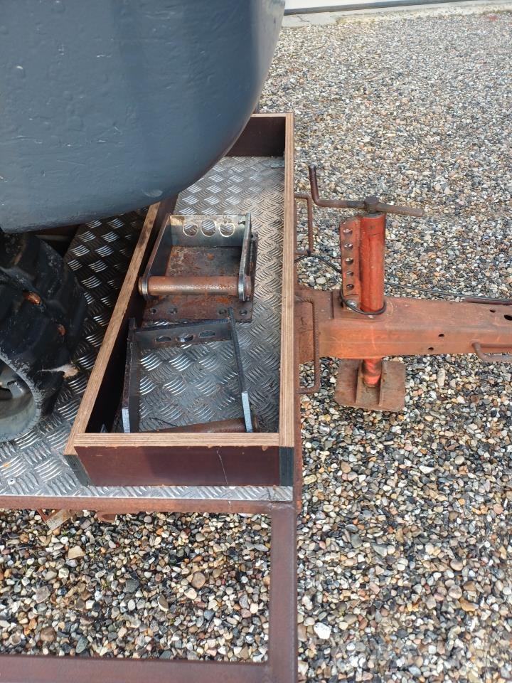 Volvo EC 15 소형 굴삭기 7톤 미만