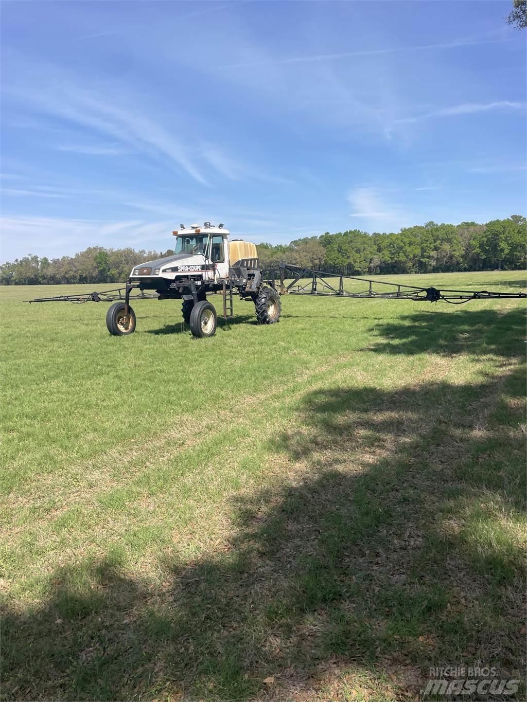 Agco 4640 견인형 분무기