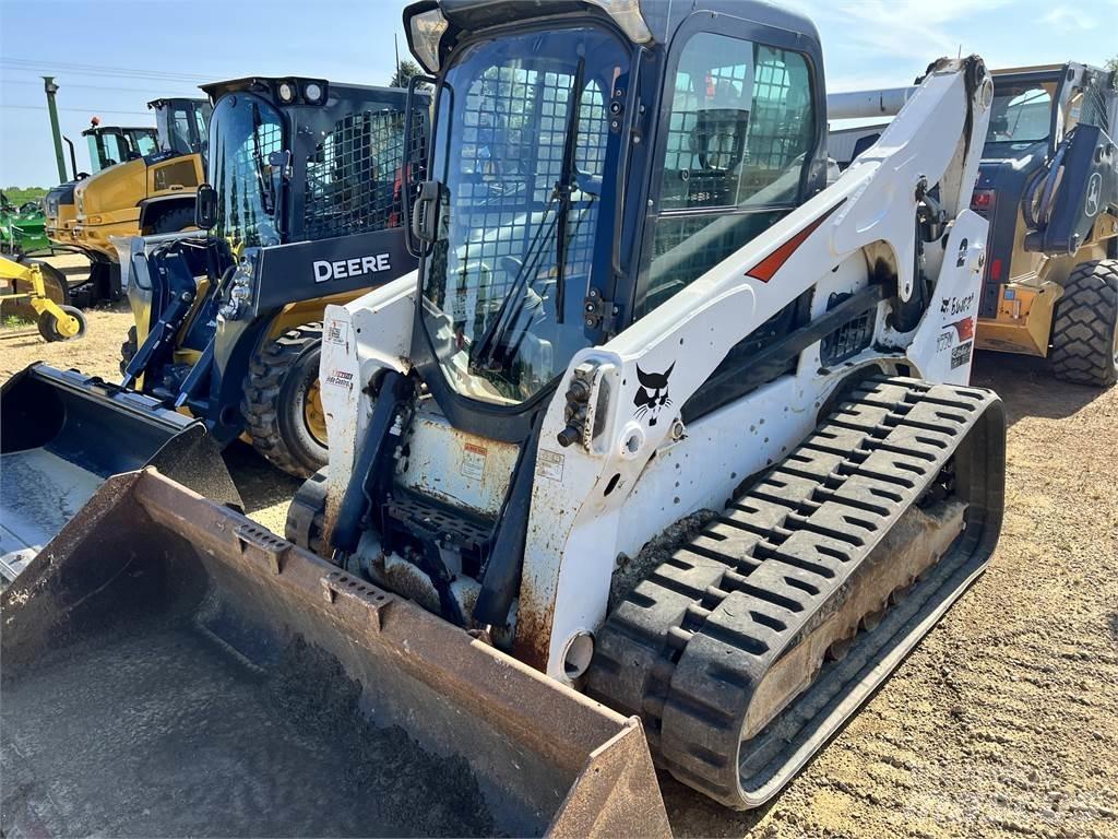 Bobcat T770 미니 로더