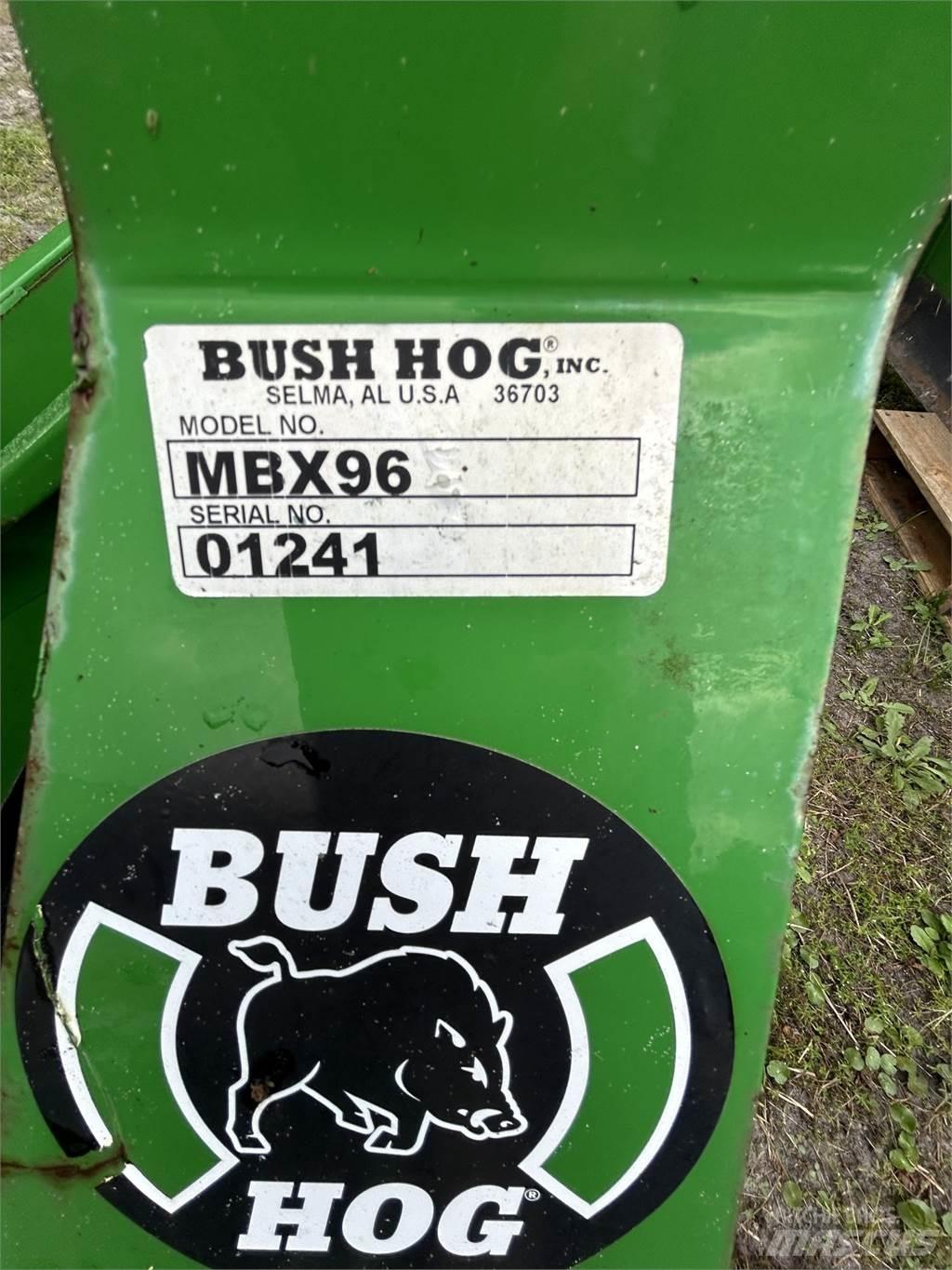 Bush Hog MBX96 제설 블레이드 및 제설기