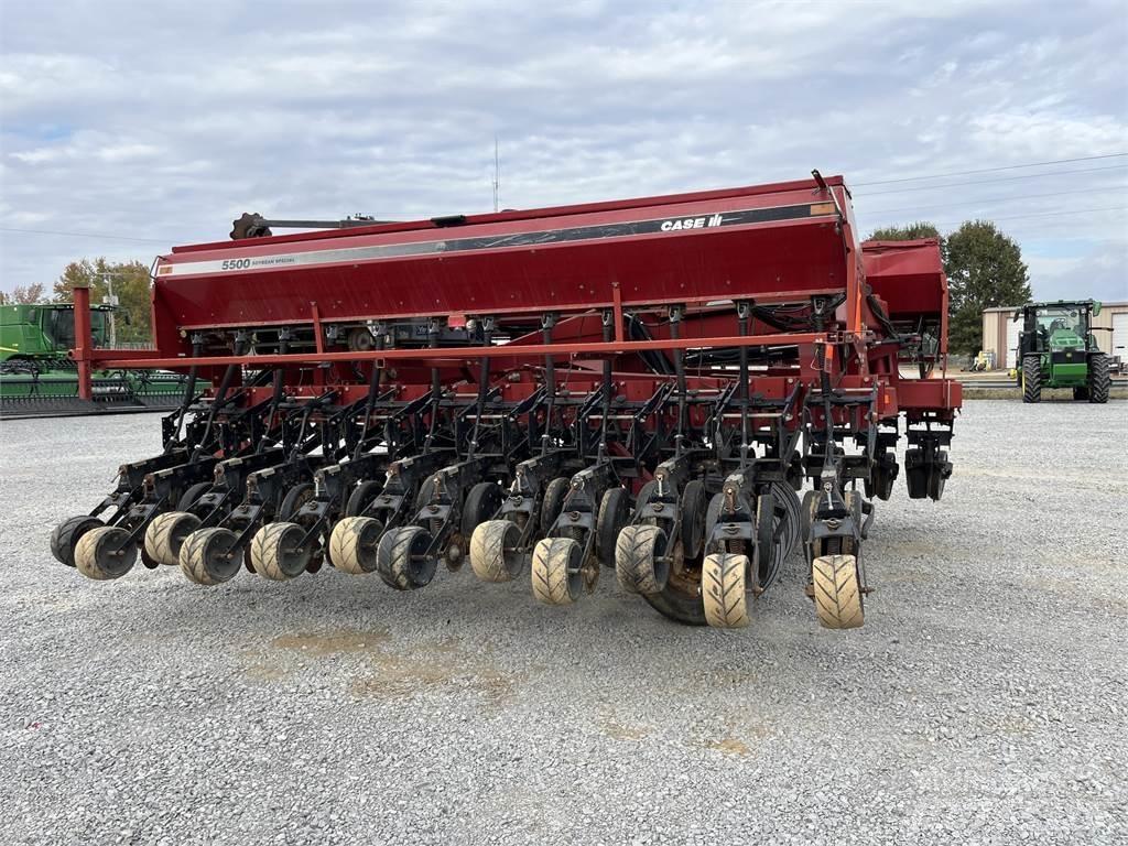 Case IH 5500 드릴