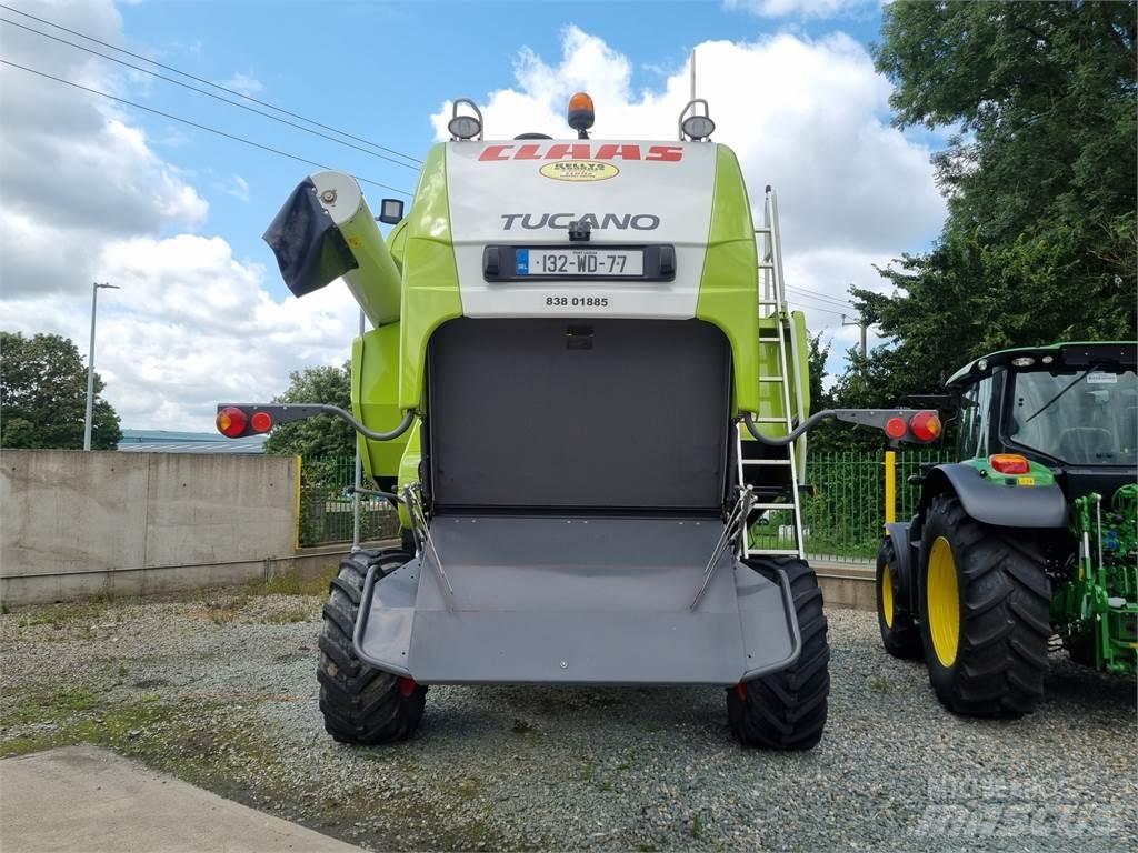 CLAAS 430 Tucano 콤바인 수확기