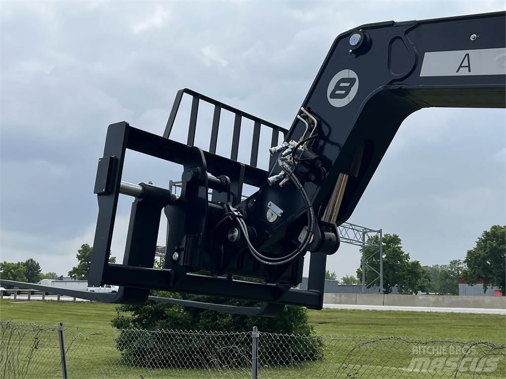 JLG AG823 텔러 핸들러