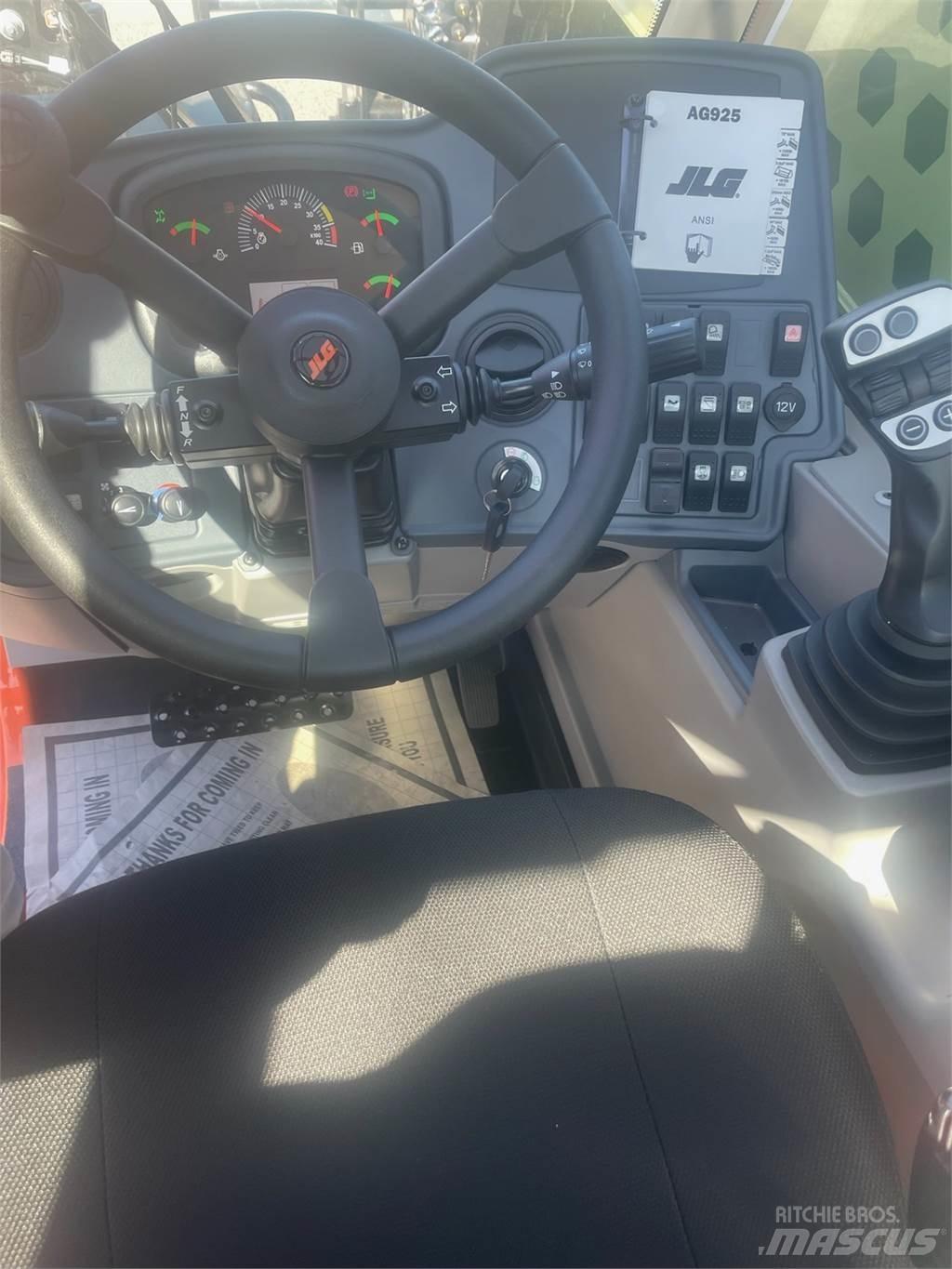 JLG AG925 농업용 텔레 핸들러
