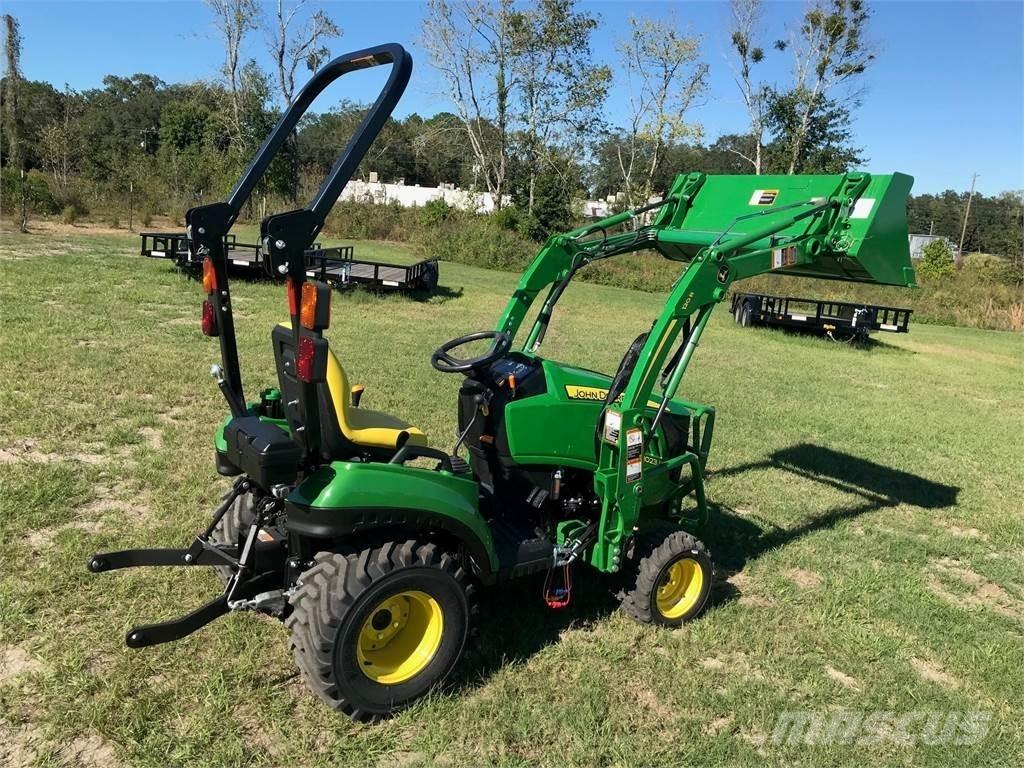 John Deere 1023E 소형 트랙터