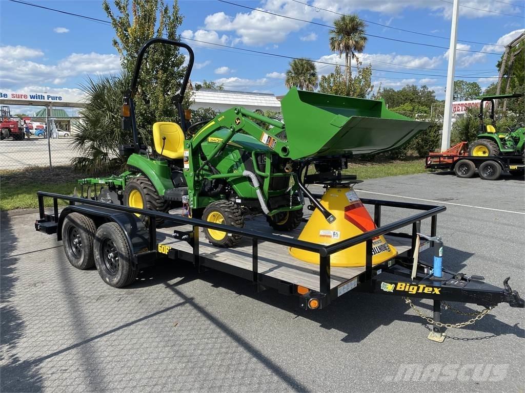 John Deere 1023E 소형 트랙터