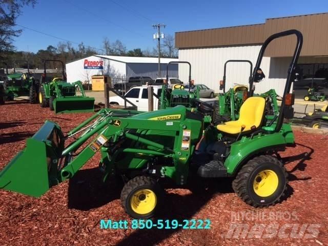 John Deere 1023E 소형 트랙터