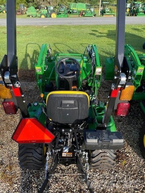 John Deere 1023E 소형 트랙터