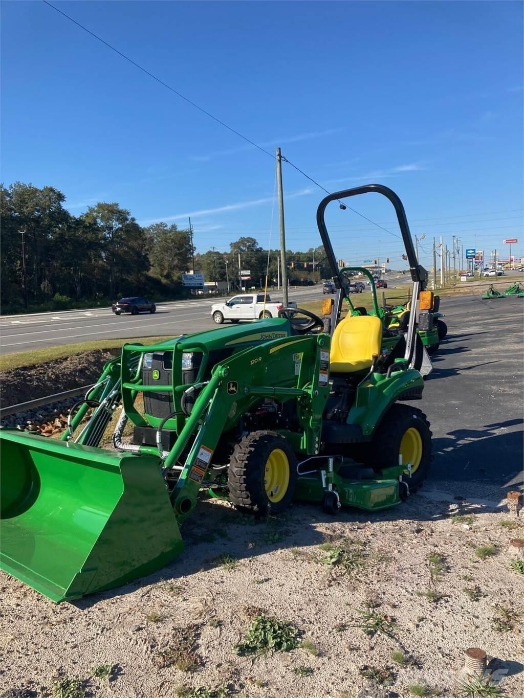 John Deere 1023E 소형 트랙터