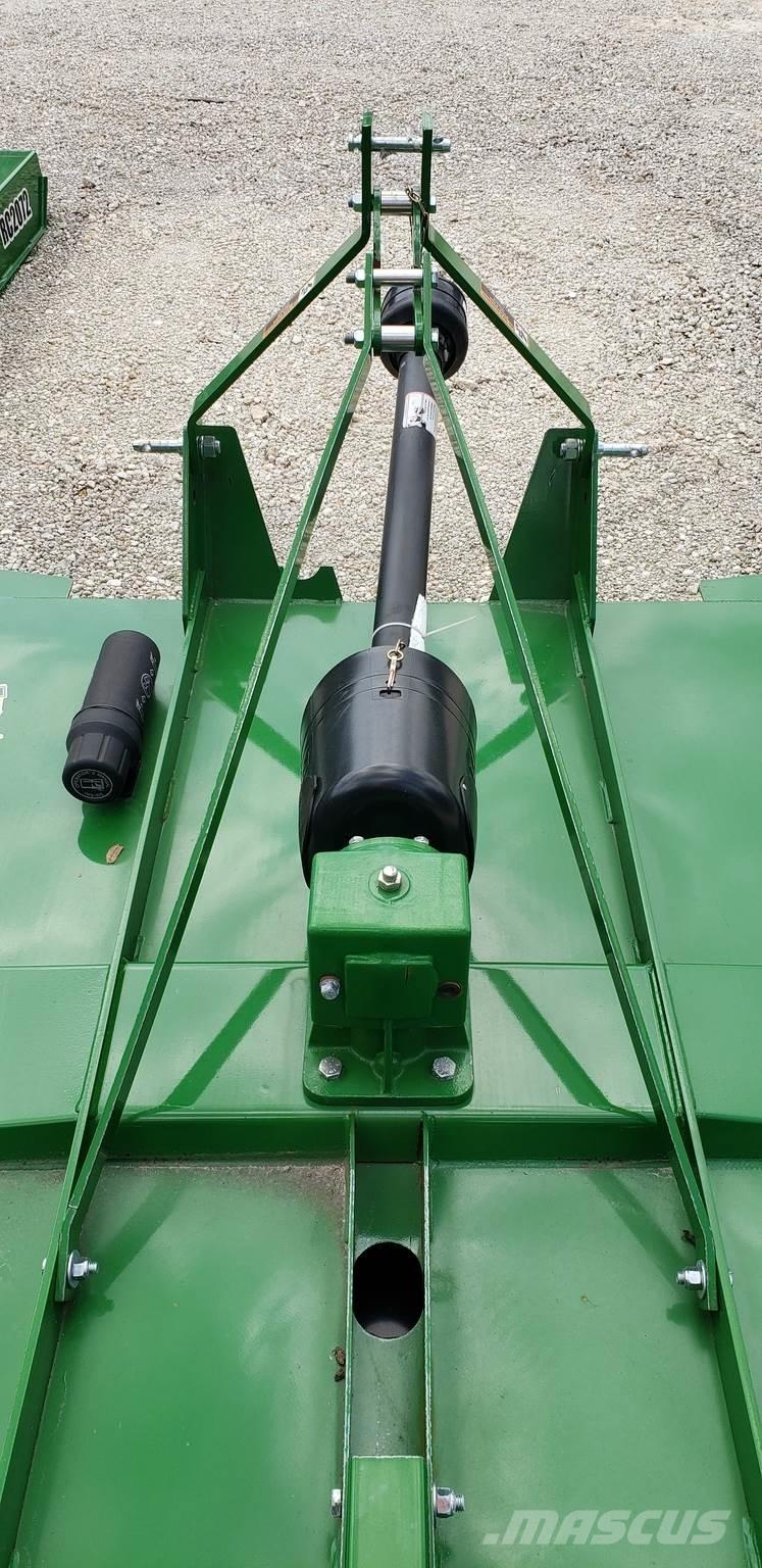 John Deere 1025R 소형 트랙터