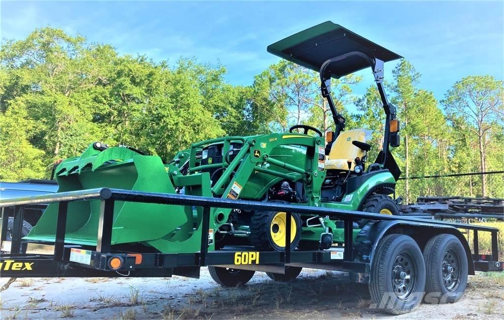 John Deere 1025R 소형 트랙터