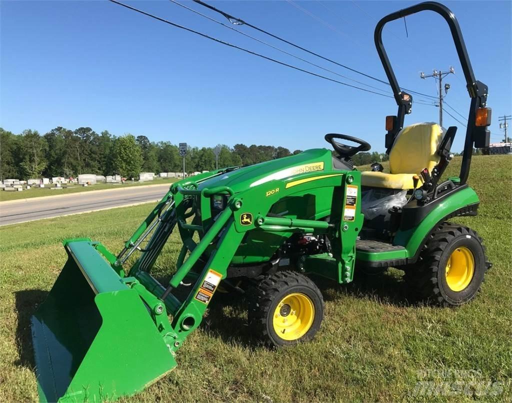 John Deere 1025R 소형 트랙터