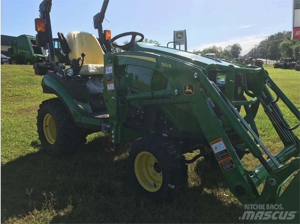 John Deere 1025R 소형 트랙터
