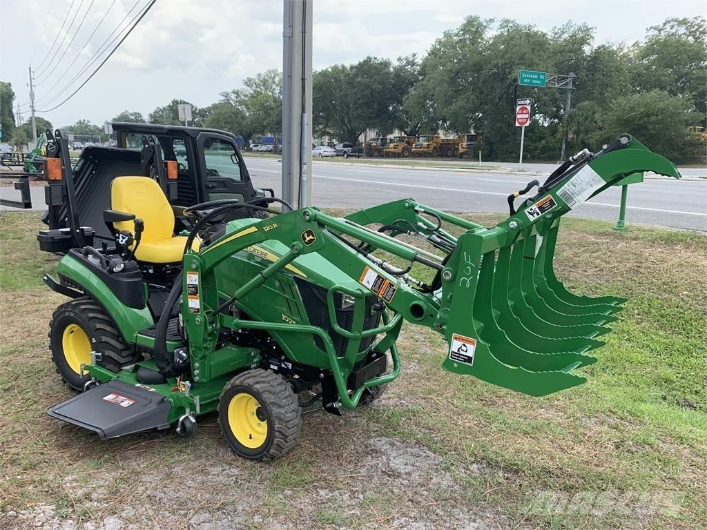 John Deere 1025R 소형 트랙터