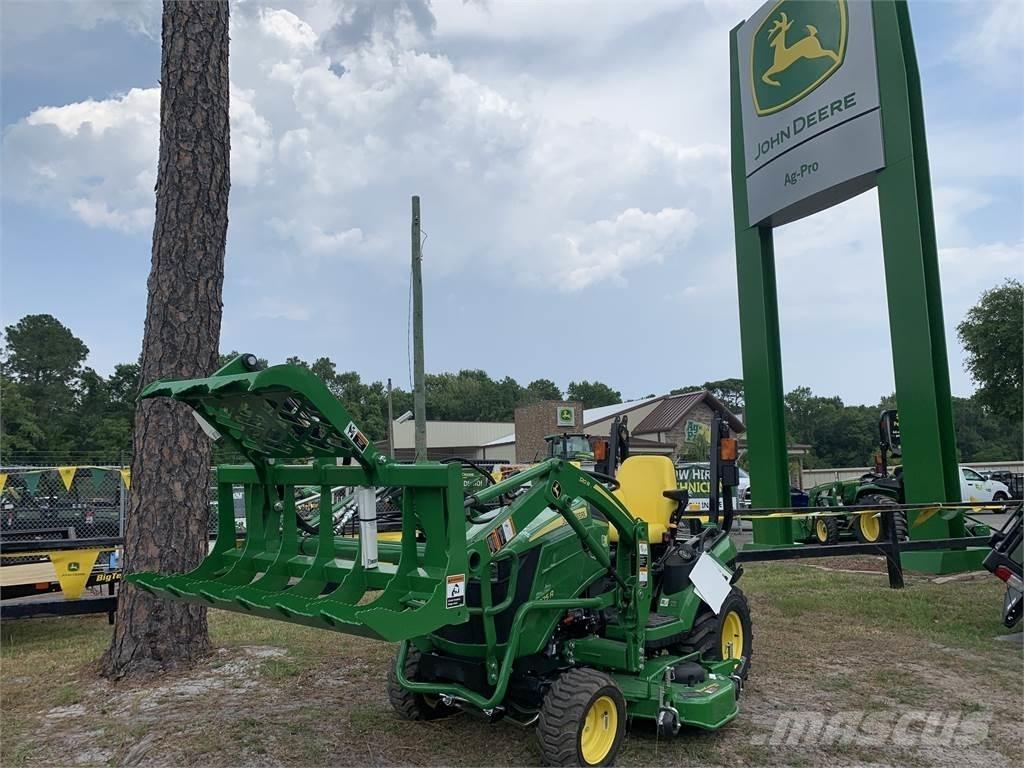 John Deere 1025R 소형 트랙터