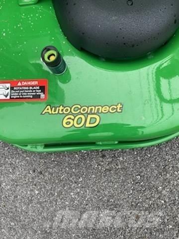 John Deere 1025R 소형 트랙터