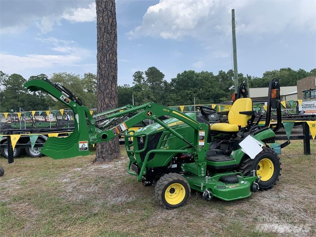 John Deere 1025R 소형 트랙터