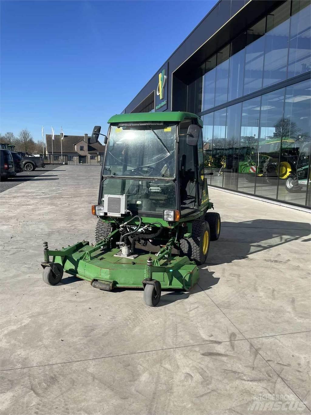 John Deere 1505 탑승형 잔디깎기