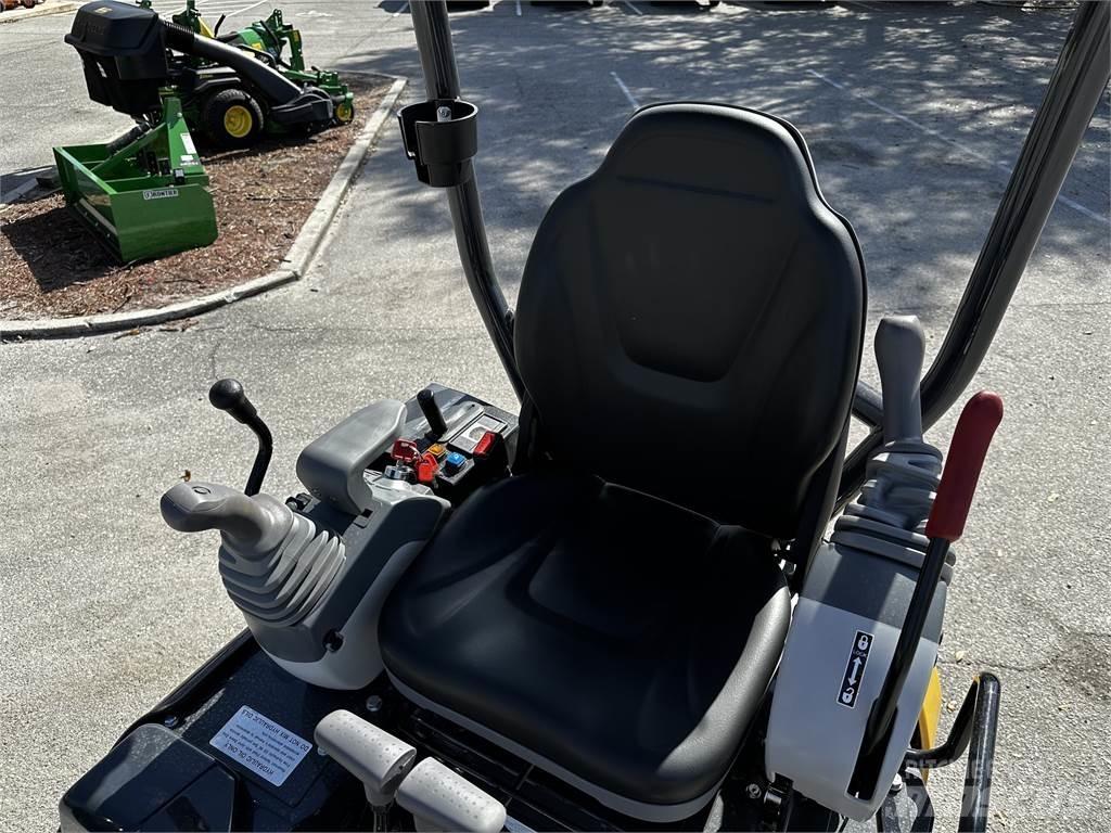 John Deere 17 P 소형 굴삭기 7톤 미만