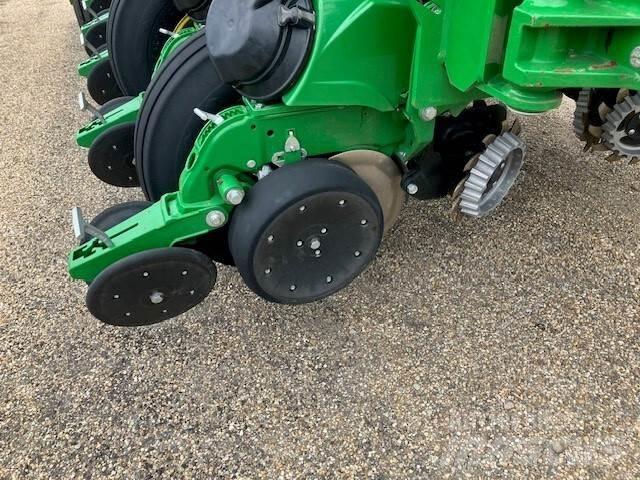 John Deere 1795 파종기