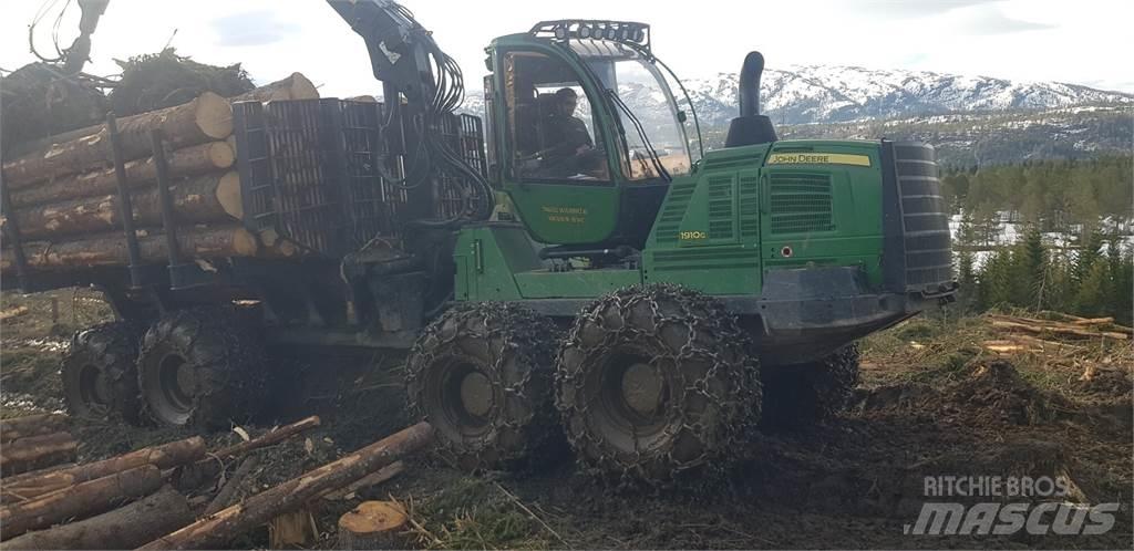 John Deere 1910G 원목 포워더